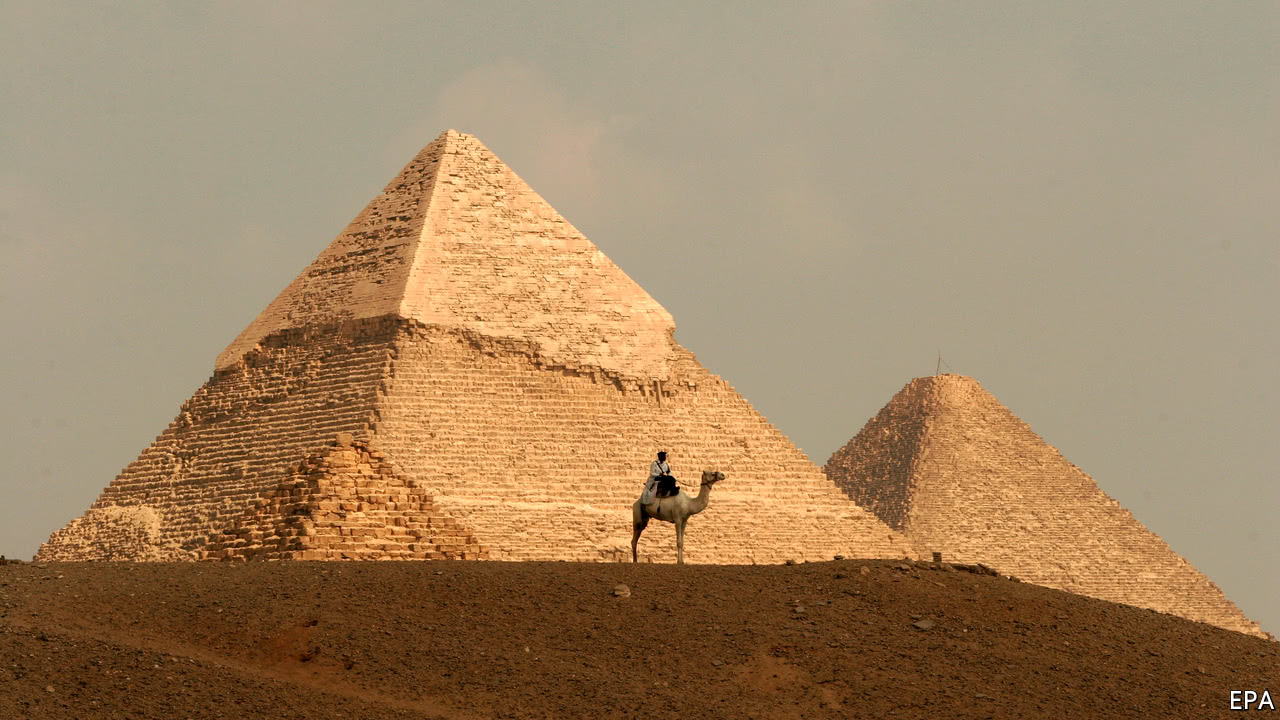 how were the pyramids built camel