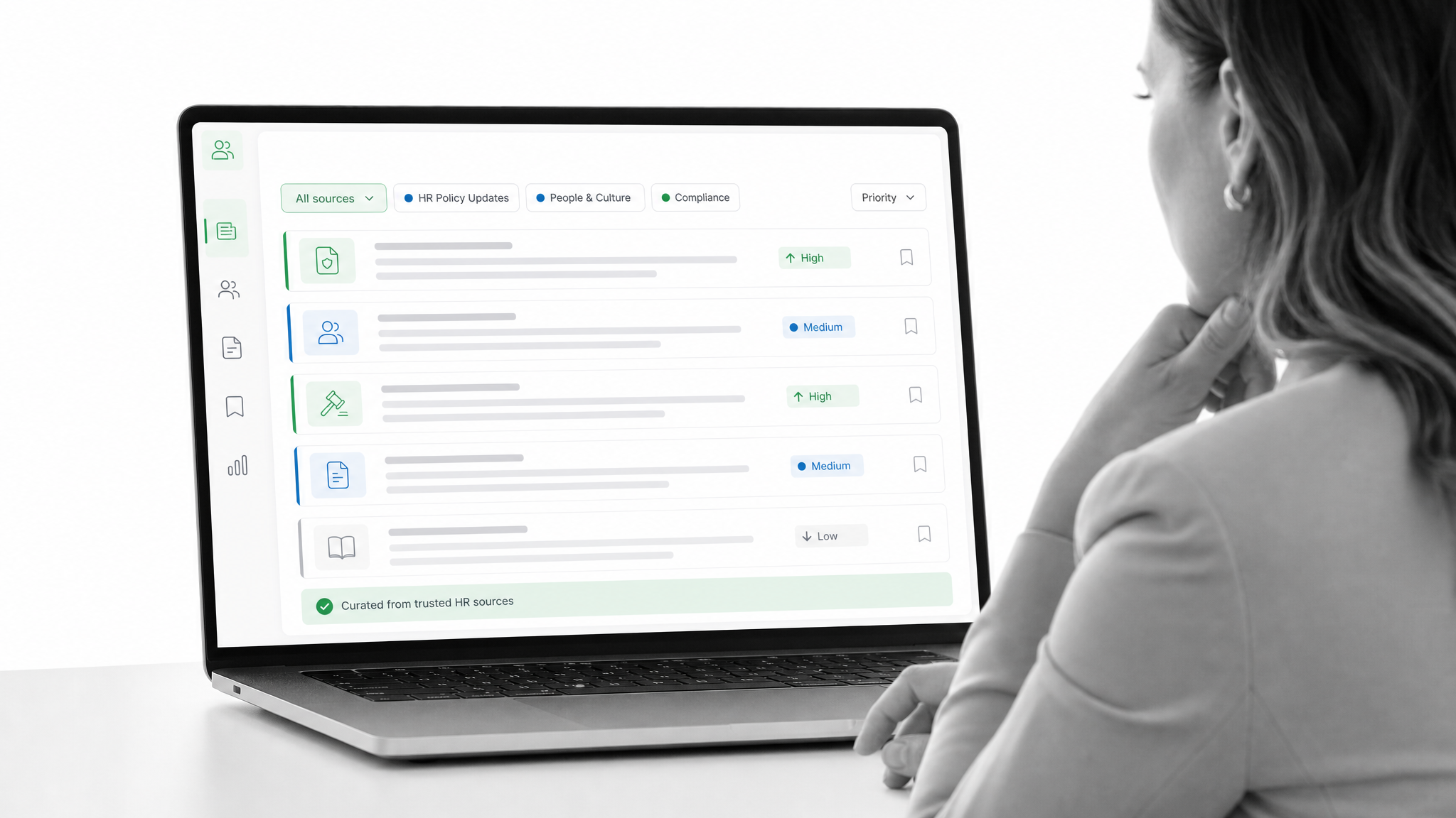 HR knowledge system dashboard for curated industry sources