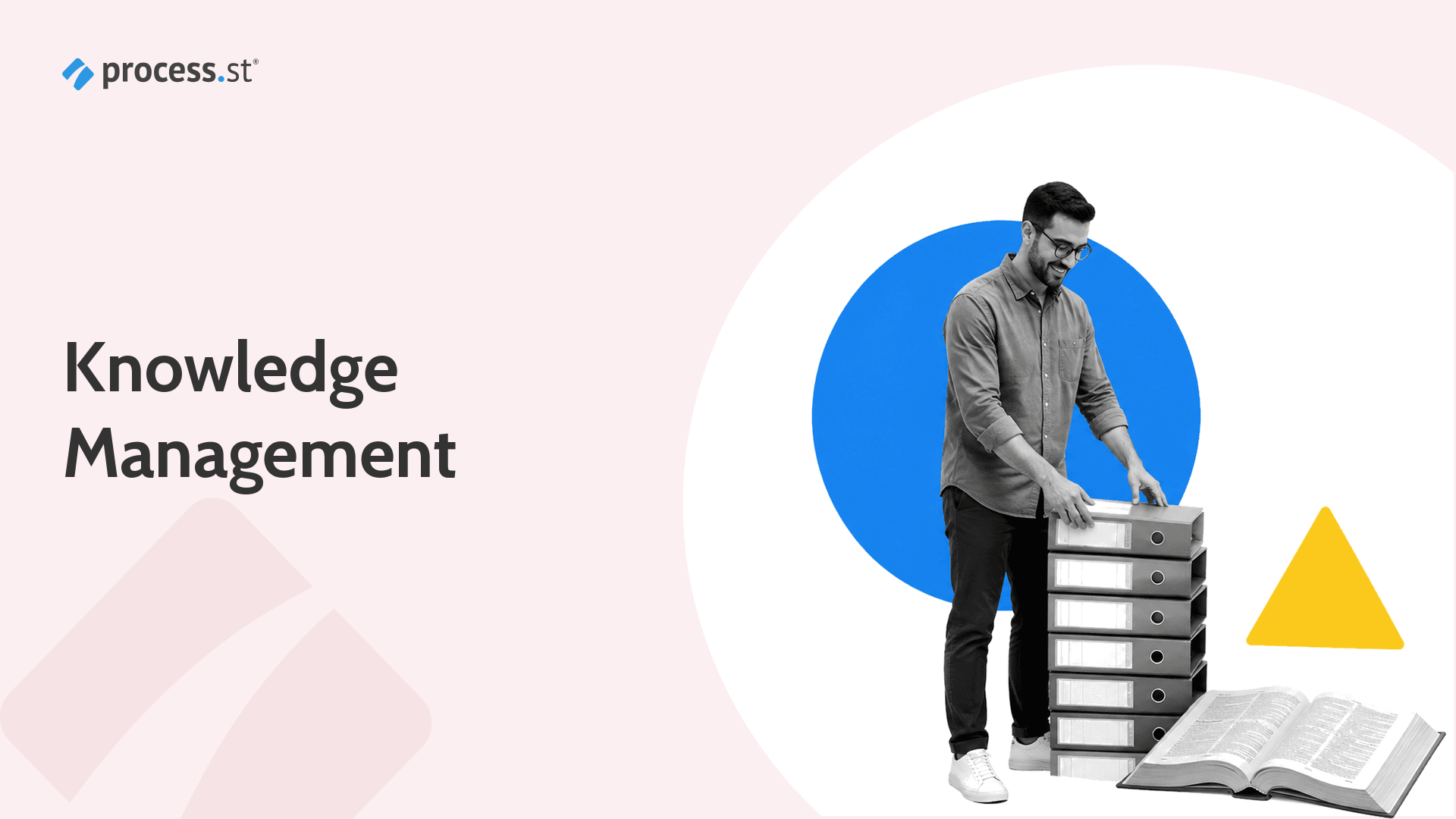 Knowledge operations leader organizing a modular archive to build a knowledge management system